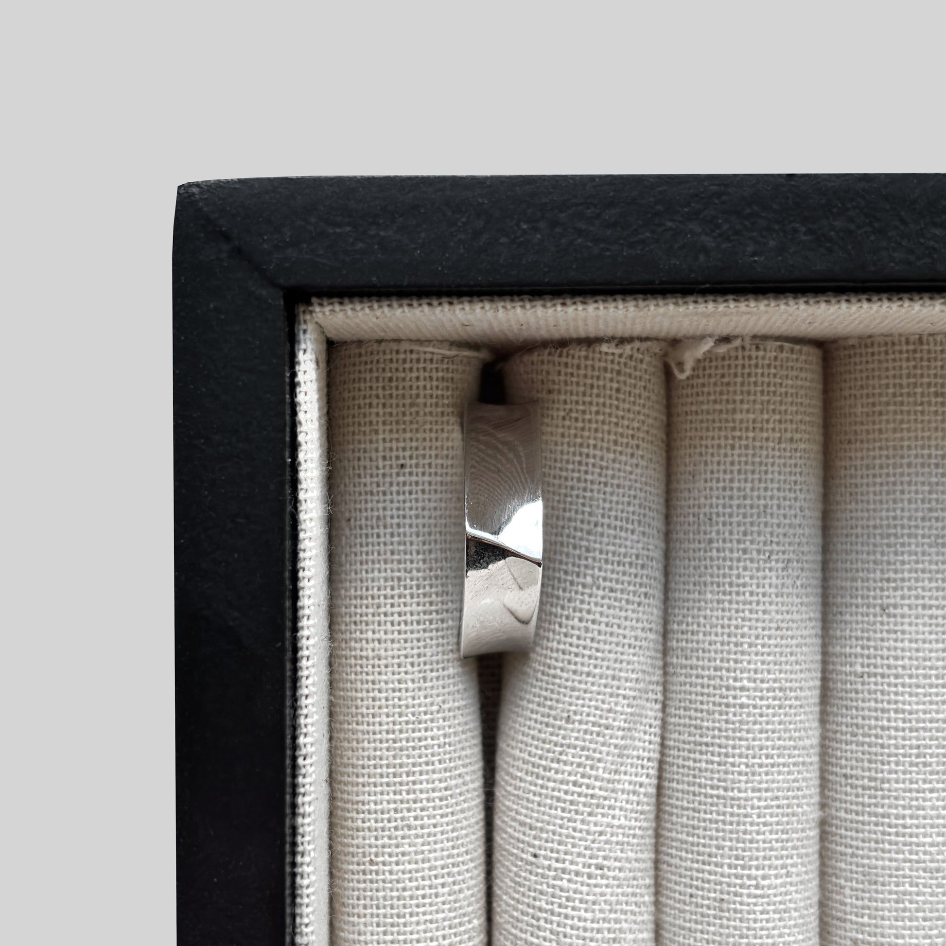 BEND RING UNIVERSAL SIZE - Alexander Ahrens